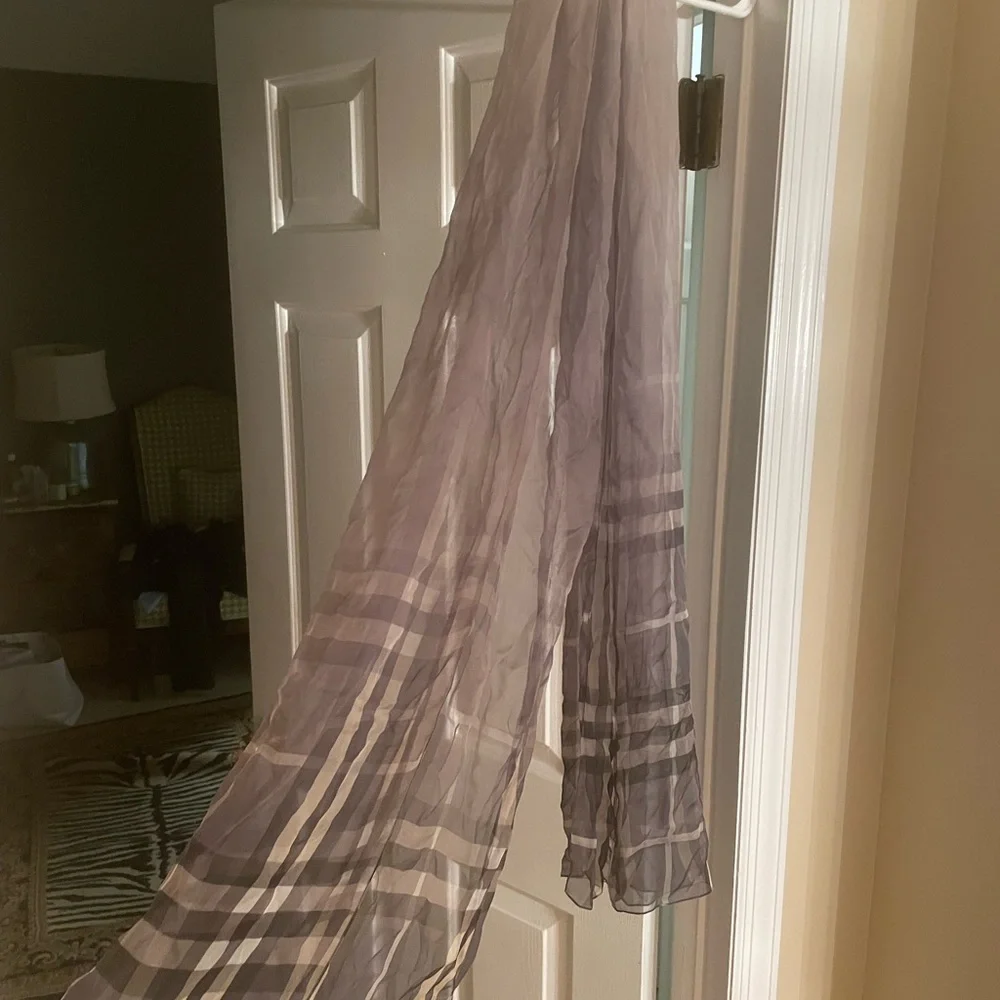 Burberry silk Plaid Scarf in grey, very long. Used. Best offer will be accepted - Picture 2 of 7